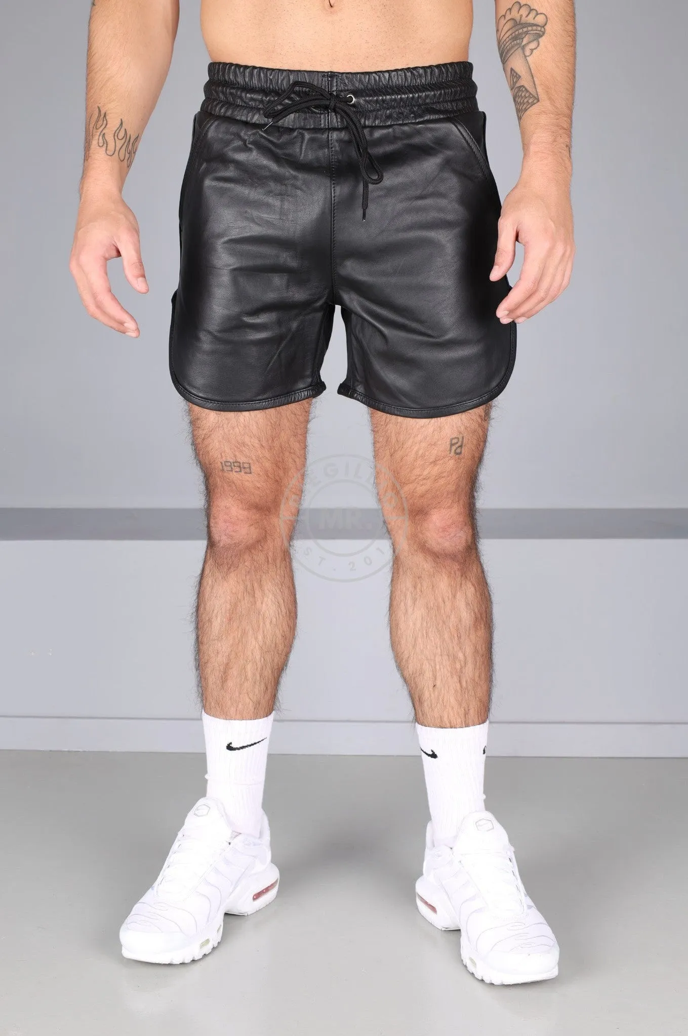 Berlin Full Black Leather Sport Short