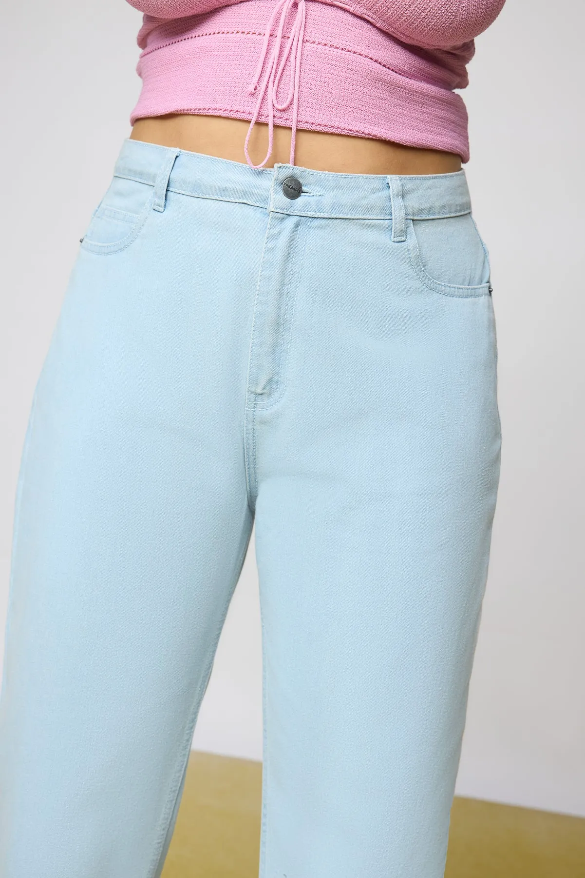 Dreamy Denim Curve Mom Fit Jeans