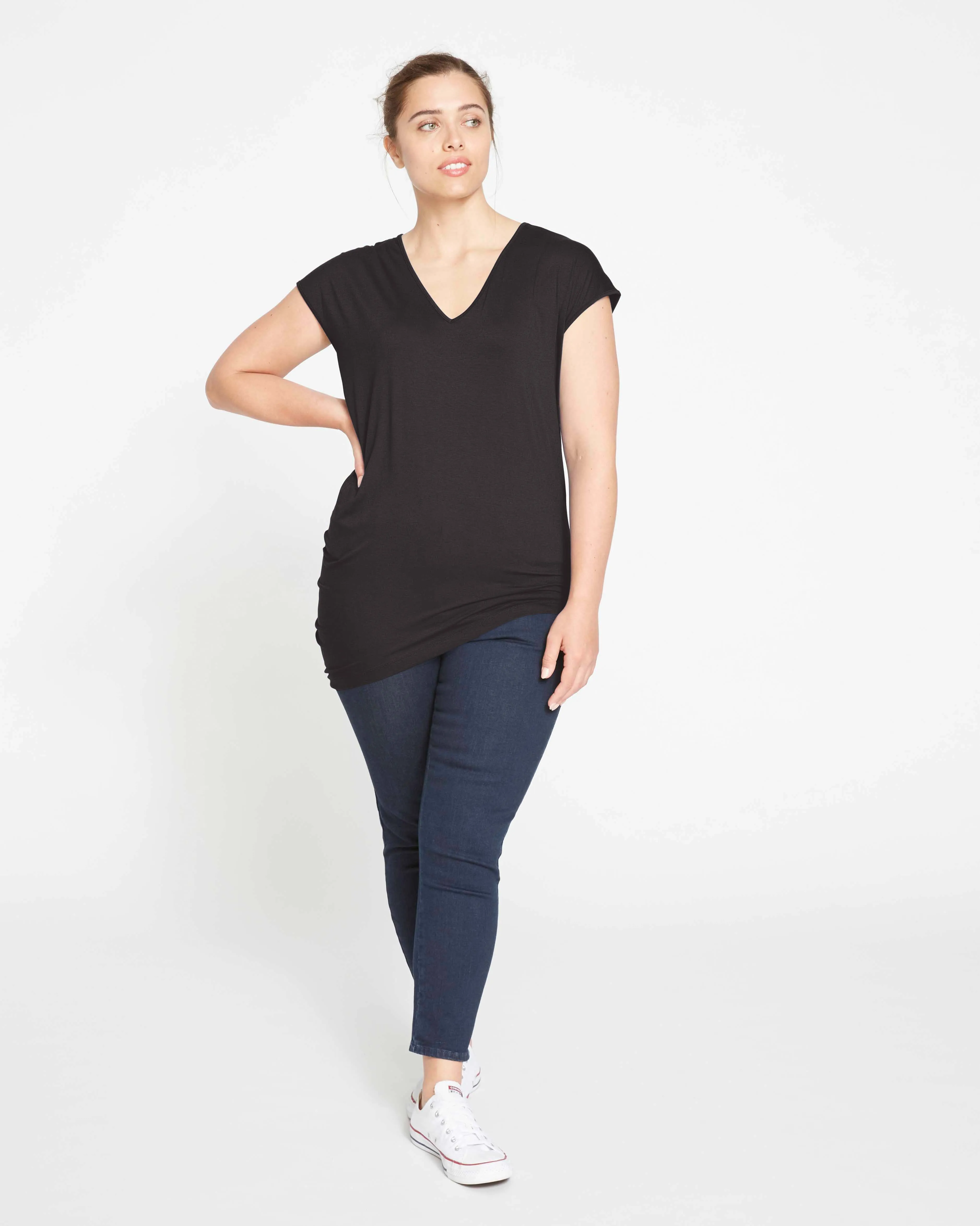 Liquid Jersey V-Neck Genevette Top - Black