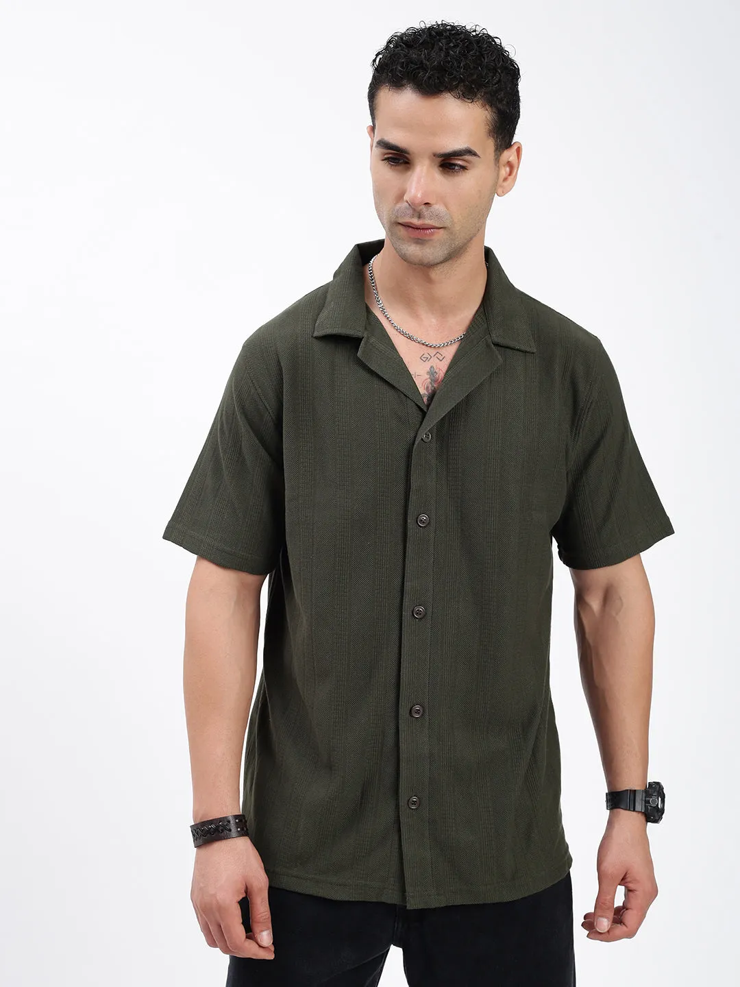 Men Solid Green Relaxed Fit Shirt