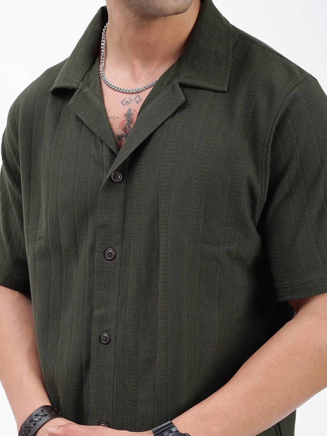 Men Solid Green Relaxed Fit Shirt