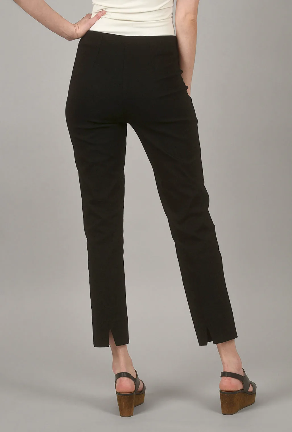 Milo Pant, Black