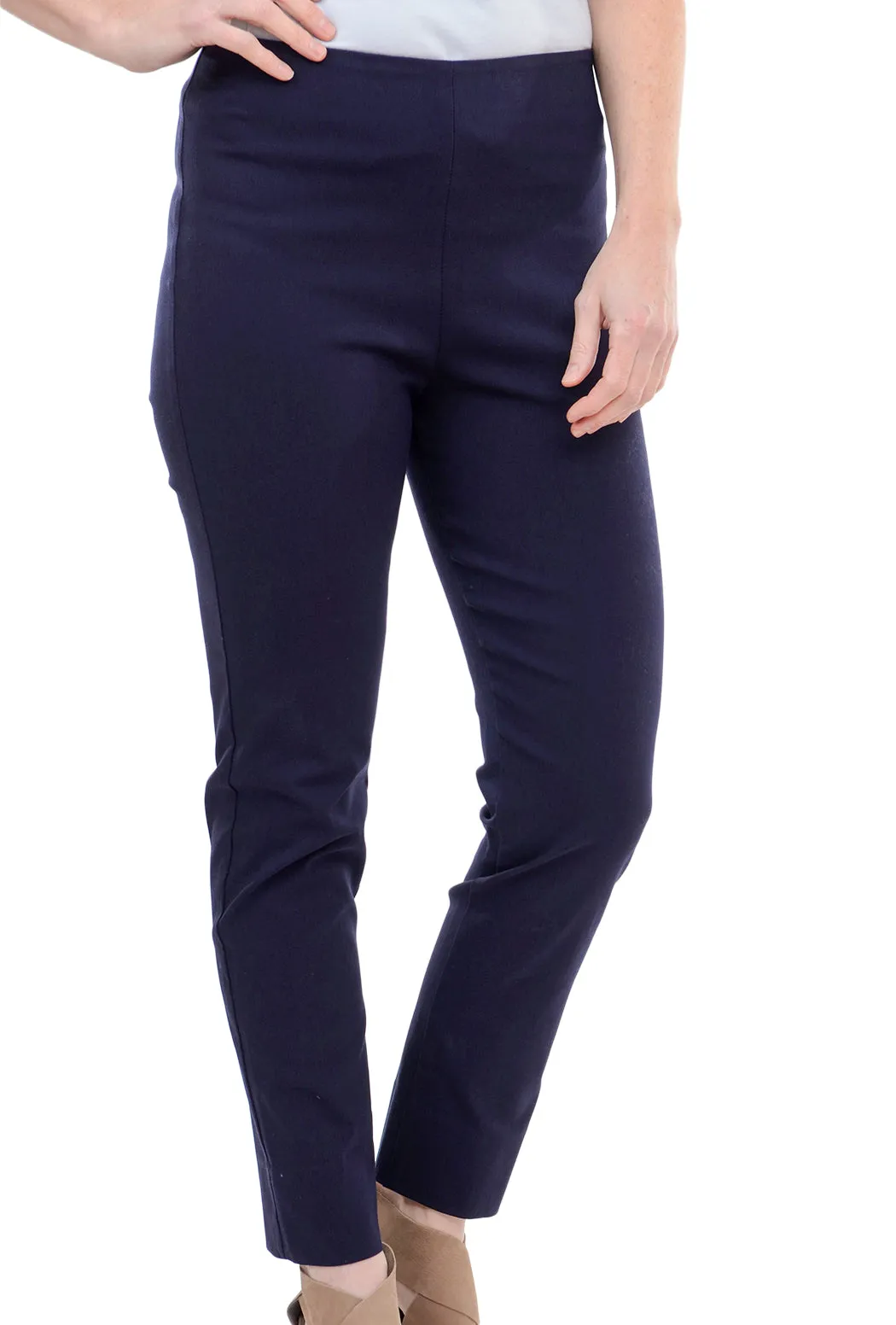 Milo Pant, Navy