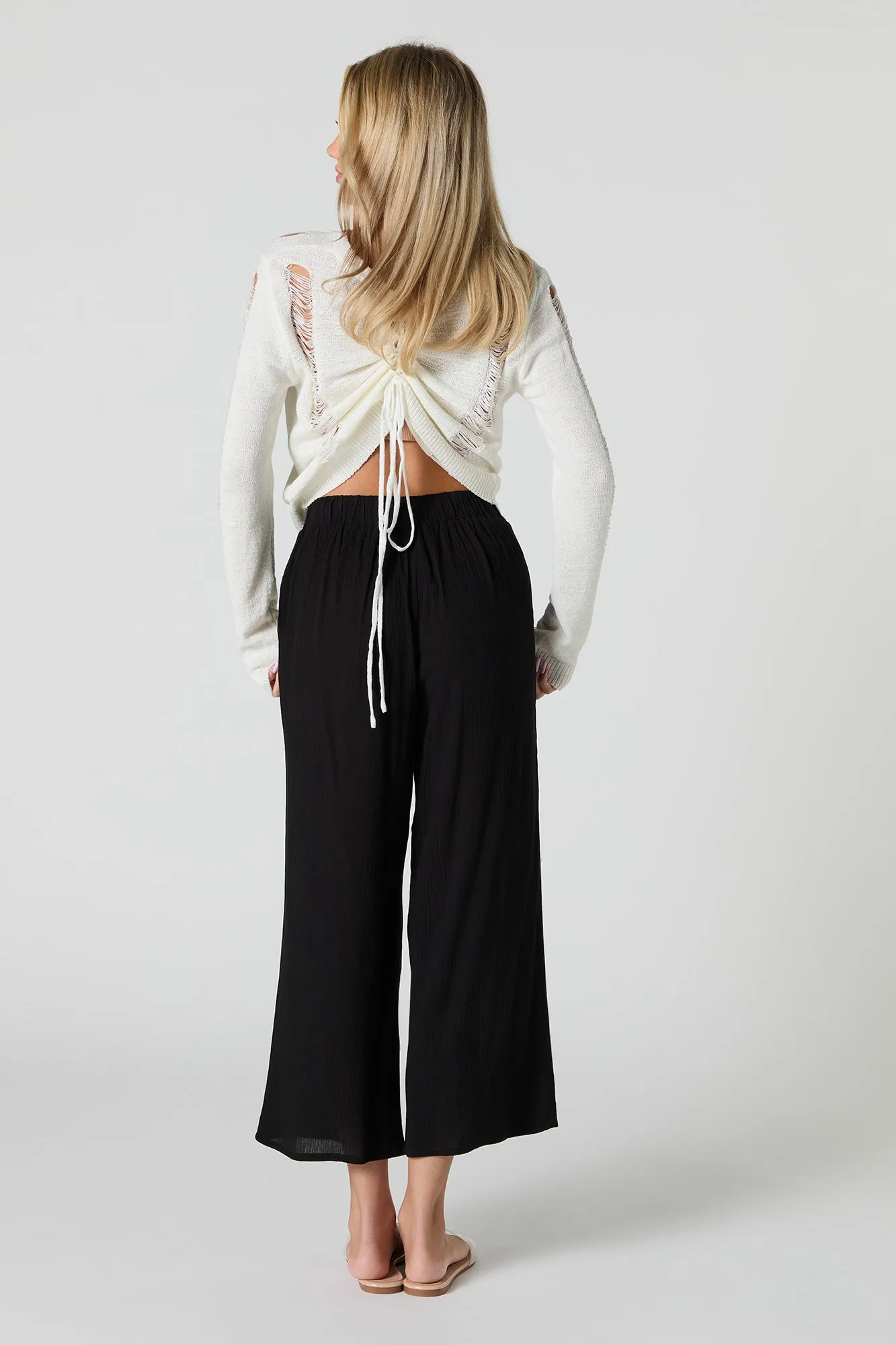 Textured Flowy Cropped Pant