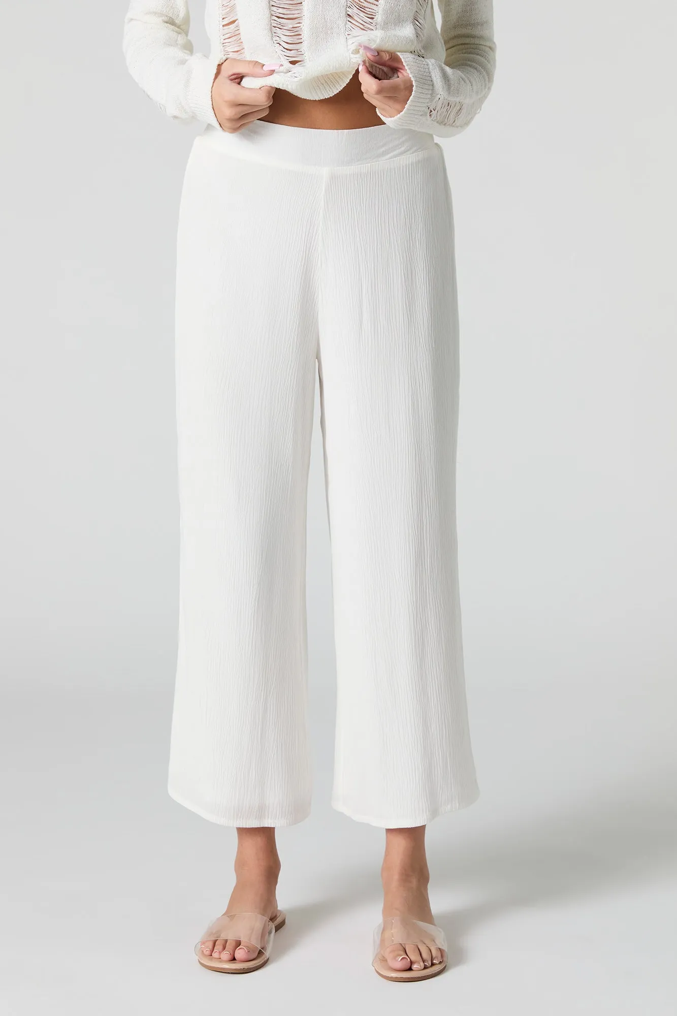 Textured Flowy Cropped Pant