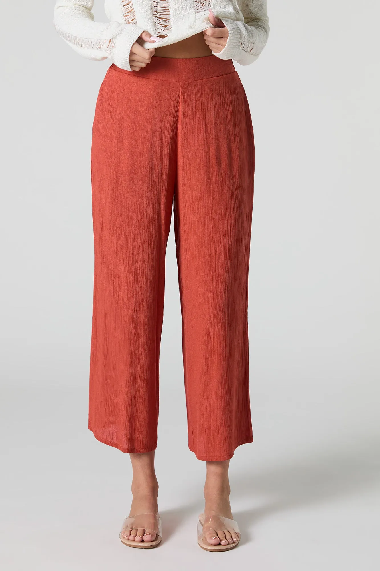 Textured Flowy Cropped Pant