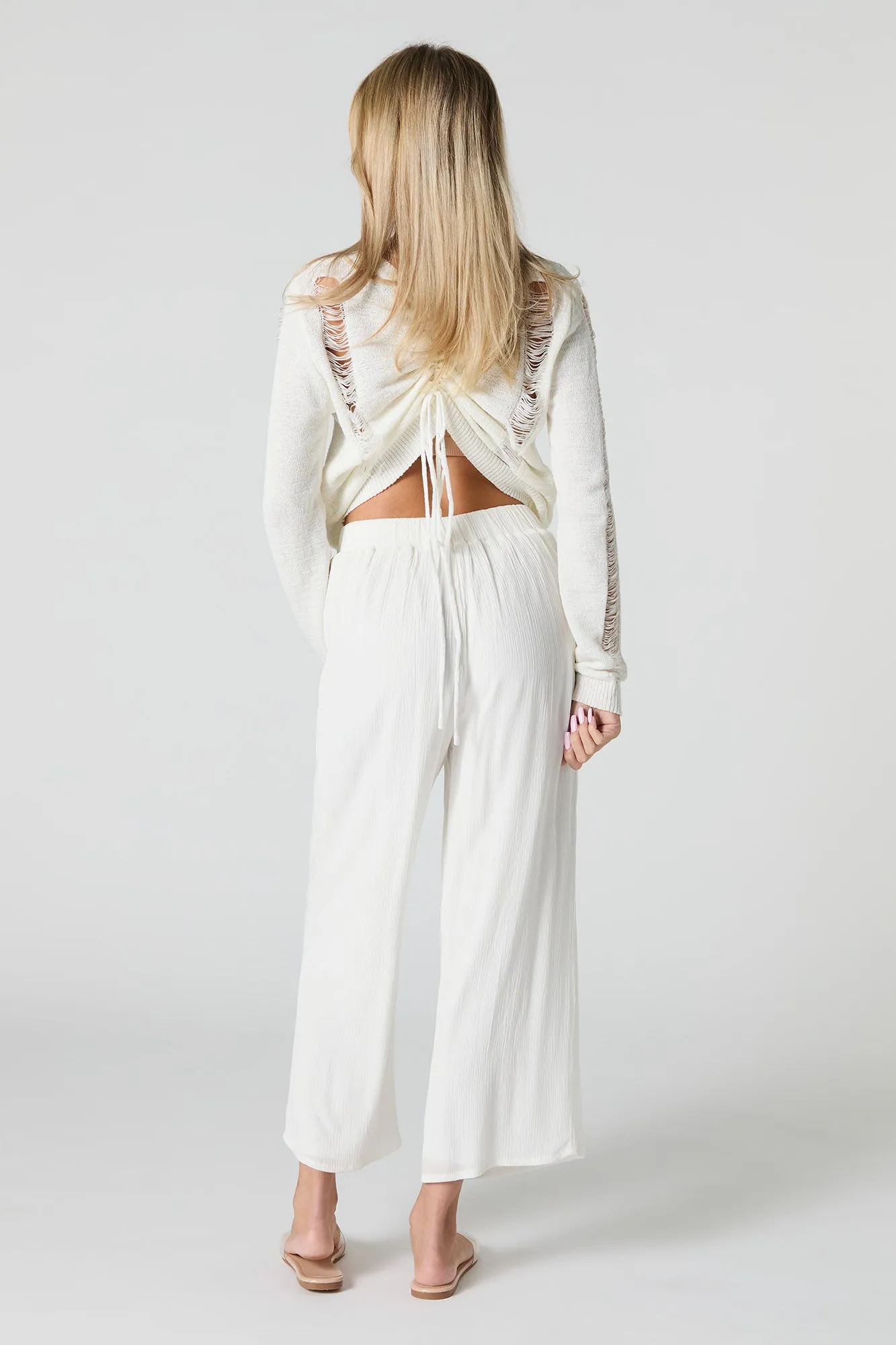 Textured Flowy Cropped Pant