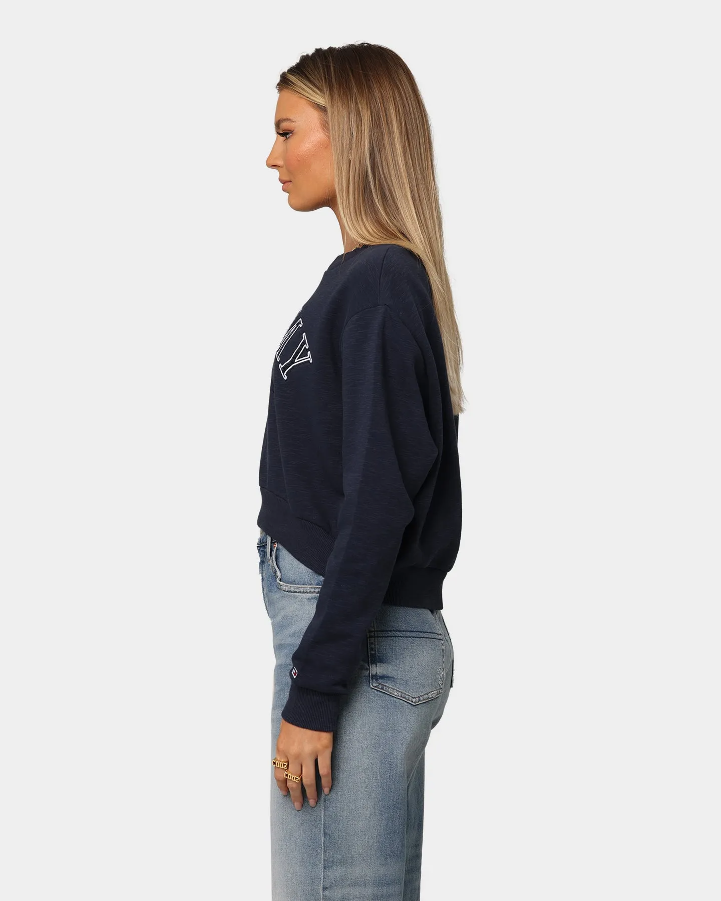 Tommy Jeans Women's Crop College Logo Sweatshirt Twilight Navy