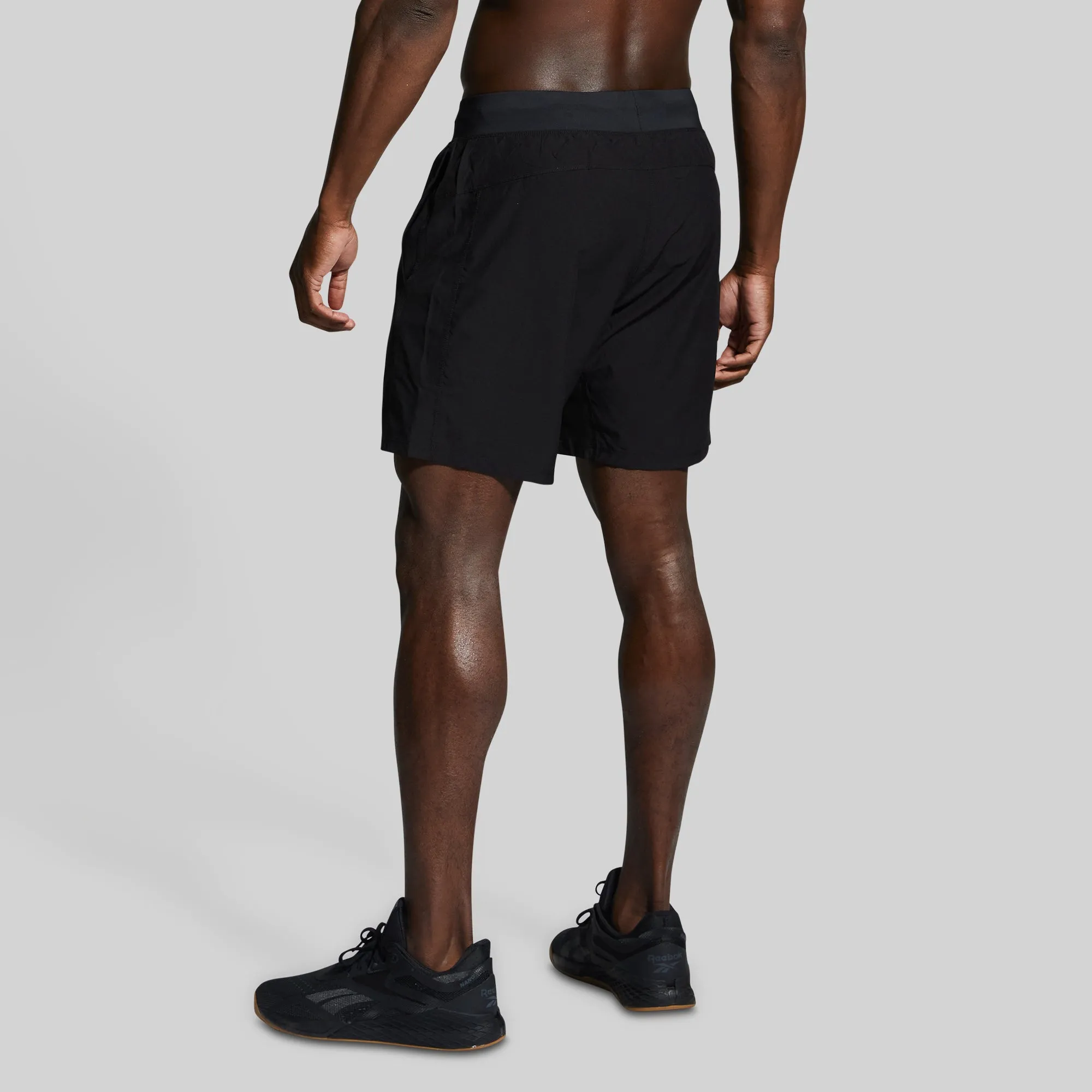 Versatile Short w/ Compression 7" (Black)